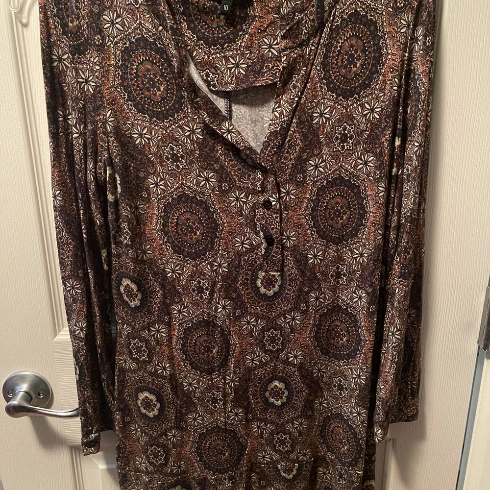 Medallion tunic top